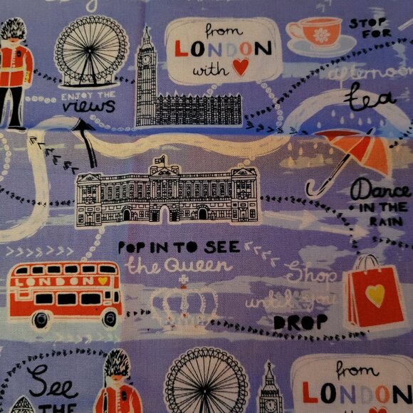 London Print Fabric Fat Quarter 18" x 22" - Picture 1 of 3